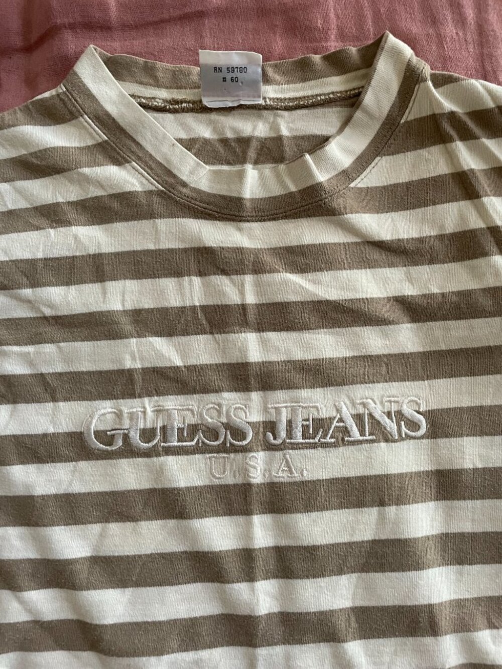 True Vintage Guess Jeans Stripped Logo Tee - Size S/M - Picture 3 of 5